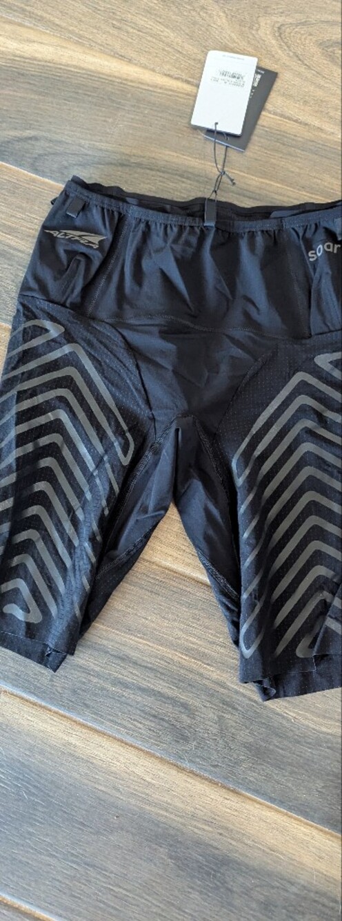 SOAR RHEON Trail Race Shorts - NEW